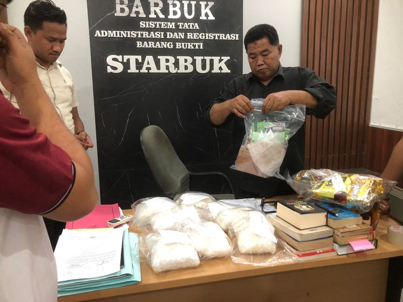 Foto Gelar barang Bukti Sabu seberat 7,34 kg oleh Polres Lombok Tengah pada Selasa (27/8/2024)